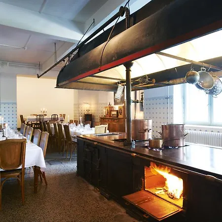 Hotel Kurhaus 2*
