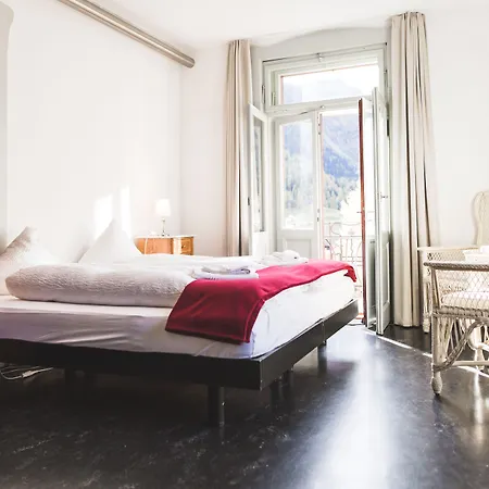 Kurhaus فندق Bergün