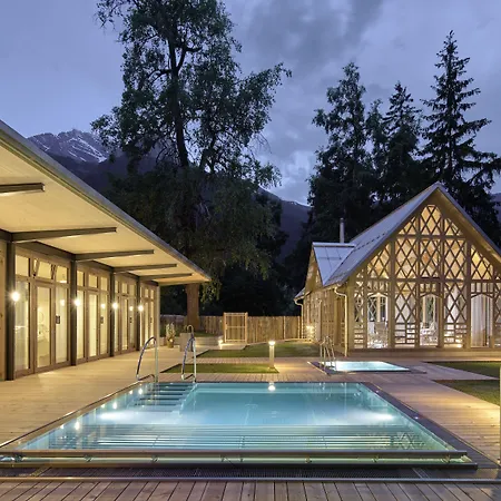 Kurhaus ホテル 2*