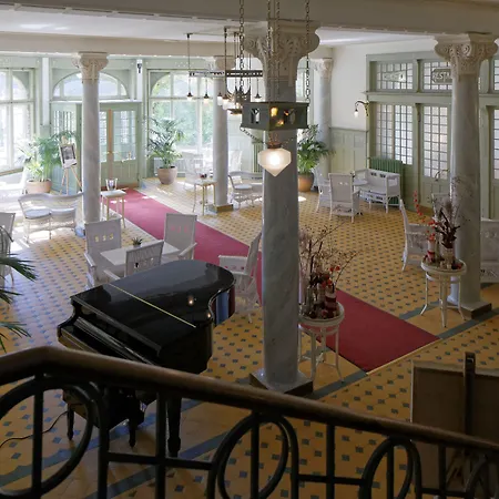 Kurhaus 2*